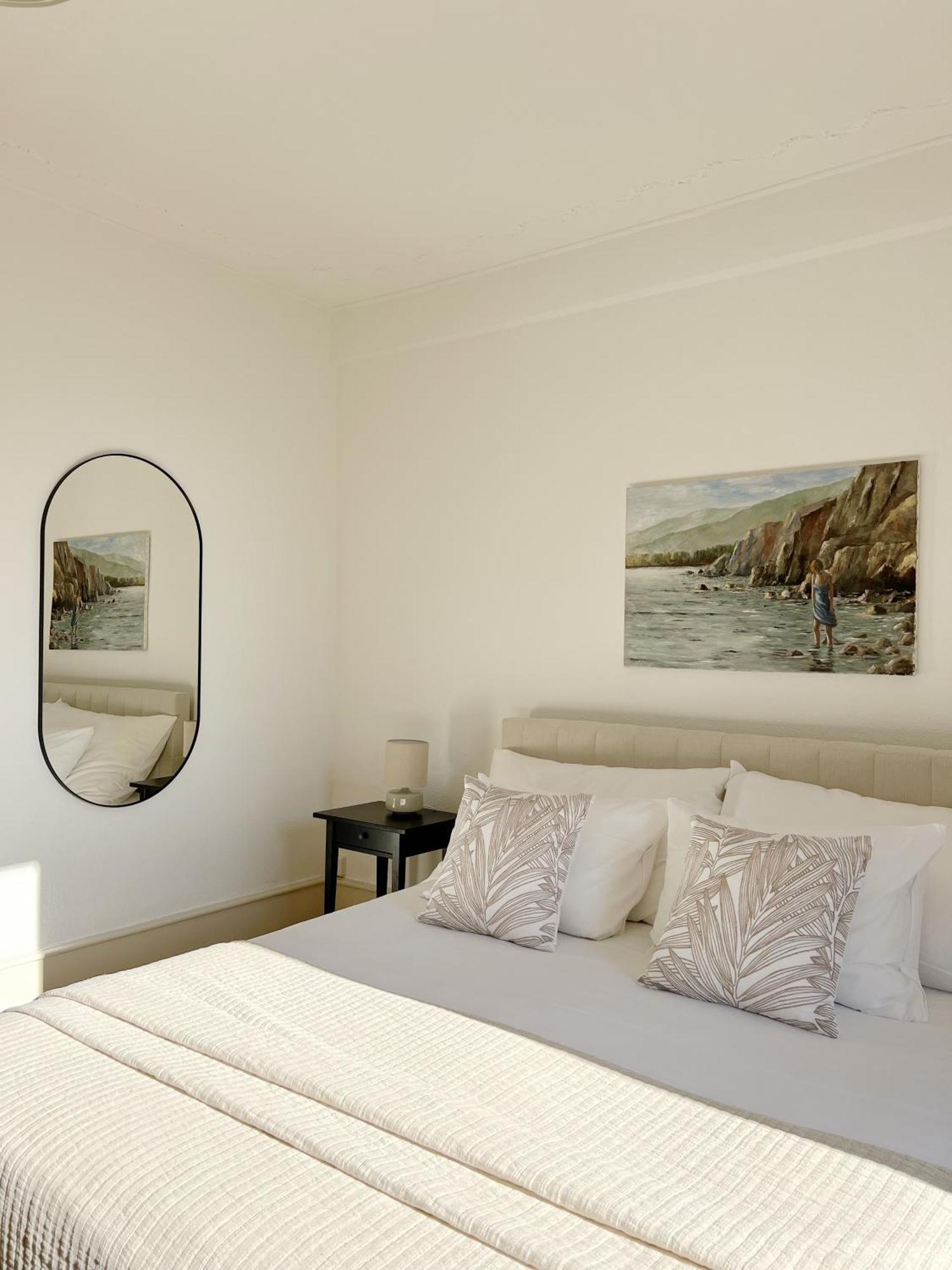 Montreux Riviera Suite Waterfront 3 Bedrooms Private Parking Екстериор снимка